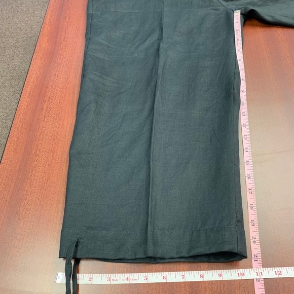 Mecca Gold  Black Capri - Picture 3 of 7